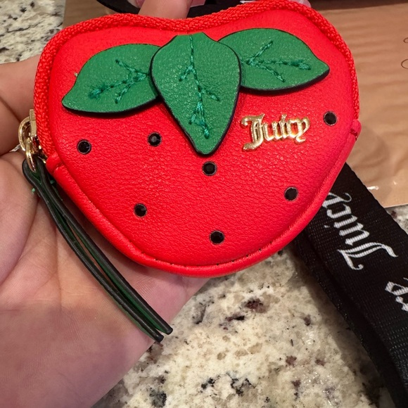 Juicy Couture sweet and juicy 🍓🍓🍓bag w/ Strawberry Coin Purse - Picture 6 of 12
